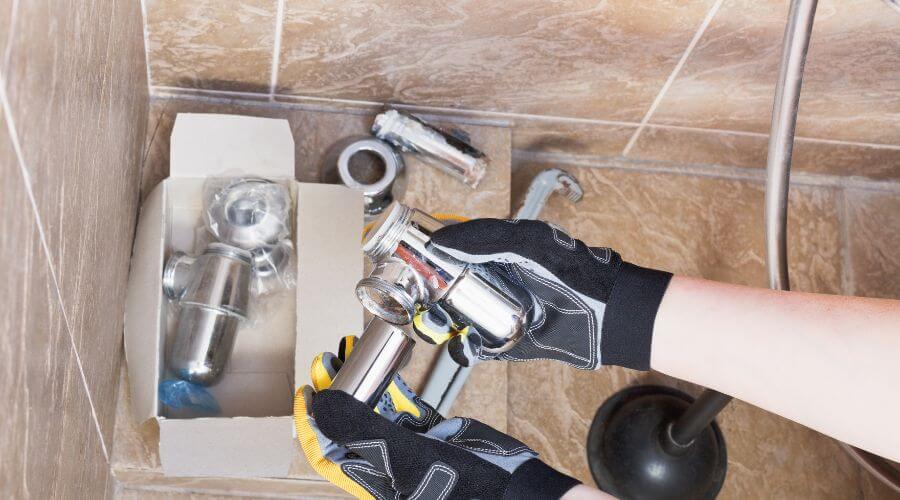 Professional gutter cleaning in Ashley, OH